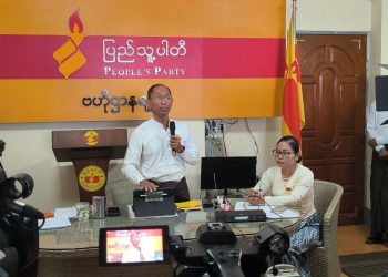 လာမည့်ဘဏ္ဍာနှစ်အစနှင့်တိုက်ဆိုင်ပြီး ရွေးကောက်ခံအစိုးရကိုအာဏာလွှဲနိုင်ကြောင်းမှန်းဆဟု ဦးကိုကိုကြီးပြော