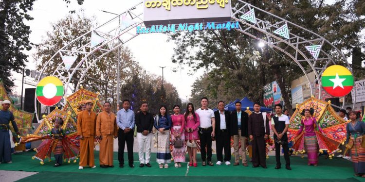 တာချီလိတ် ညဈေး စတင်ဖွင့်လှစ်