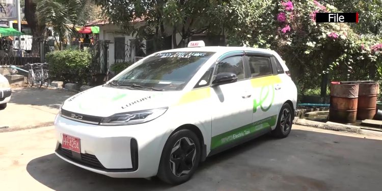 ရန်ကုန်-ပုသိမ် ခရီးစဉ်ကို EV Taxi ပြေးဆွဲနိုင်ရန် စီစဉ်နေ