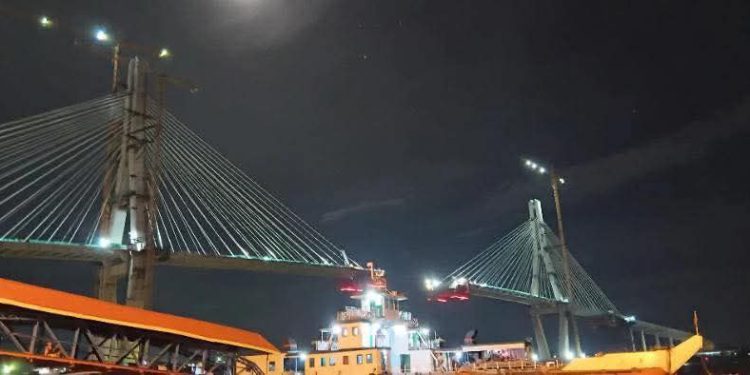 ဒလ အိမ်ခြံမြေဈေးကွက် အဝယ်လိုက်ပြီး အရောင်းနည်းနေ