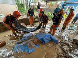 ခန့်မေဂီကြောင့် ဖိလစ်ပိုင်၌ အရေးပေါ်အခြေအနေ ကြေညာ