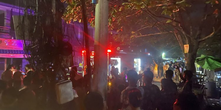 သာကေတမြို့နယ် ၉ ရပ်ကွက်တွင် မီးလောင်မှုဖြစ်ပွား